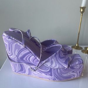 Like New Purple Swirl Platform Wedges